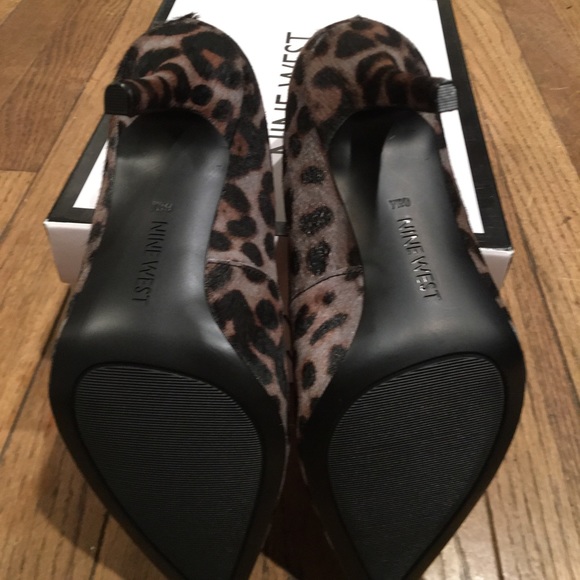 Nine West MARTINA Pumps (Black Leopard /SIze 6) - Picture 2 of 6